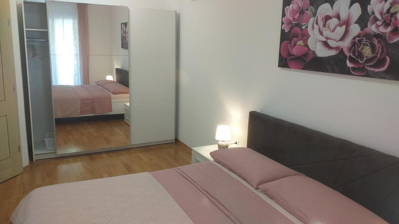 Apart Centar Umag Edda Joakima Rakovca 7 E 52470-Умаг Экстерьер фото